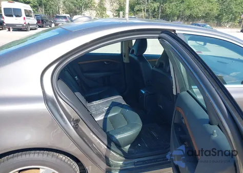 2008 Volvo S80 T6 z USA, uszkodzony, nr VIN YV1AH992481072079